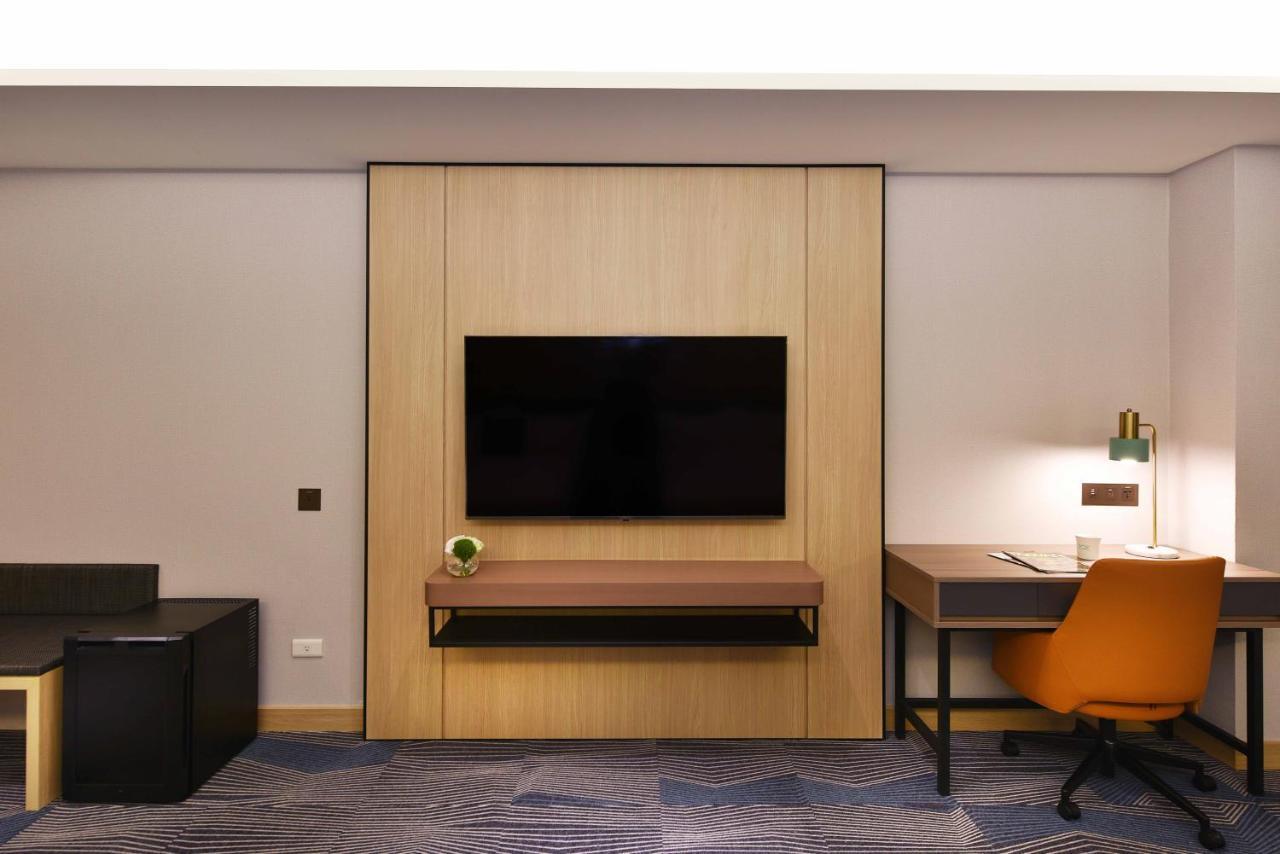 Fullon Poshtel - Kaohsiung Hotel Luaran gambar