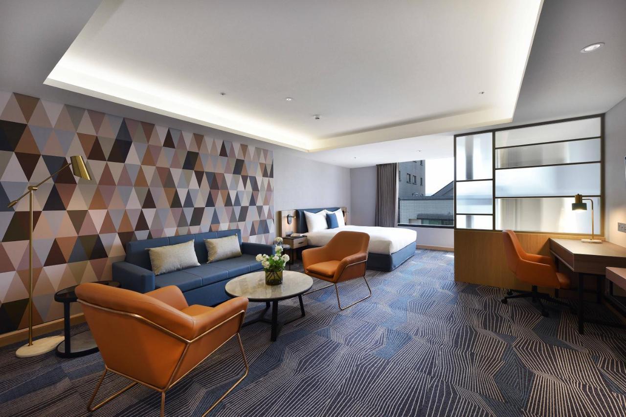 Fullon Poshtel - Kaohsiung Hotel Luaran gambar