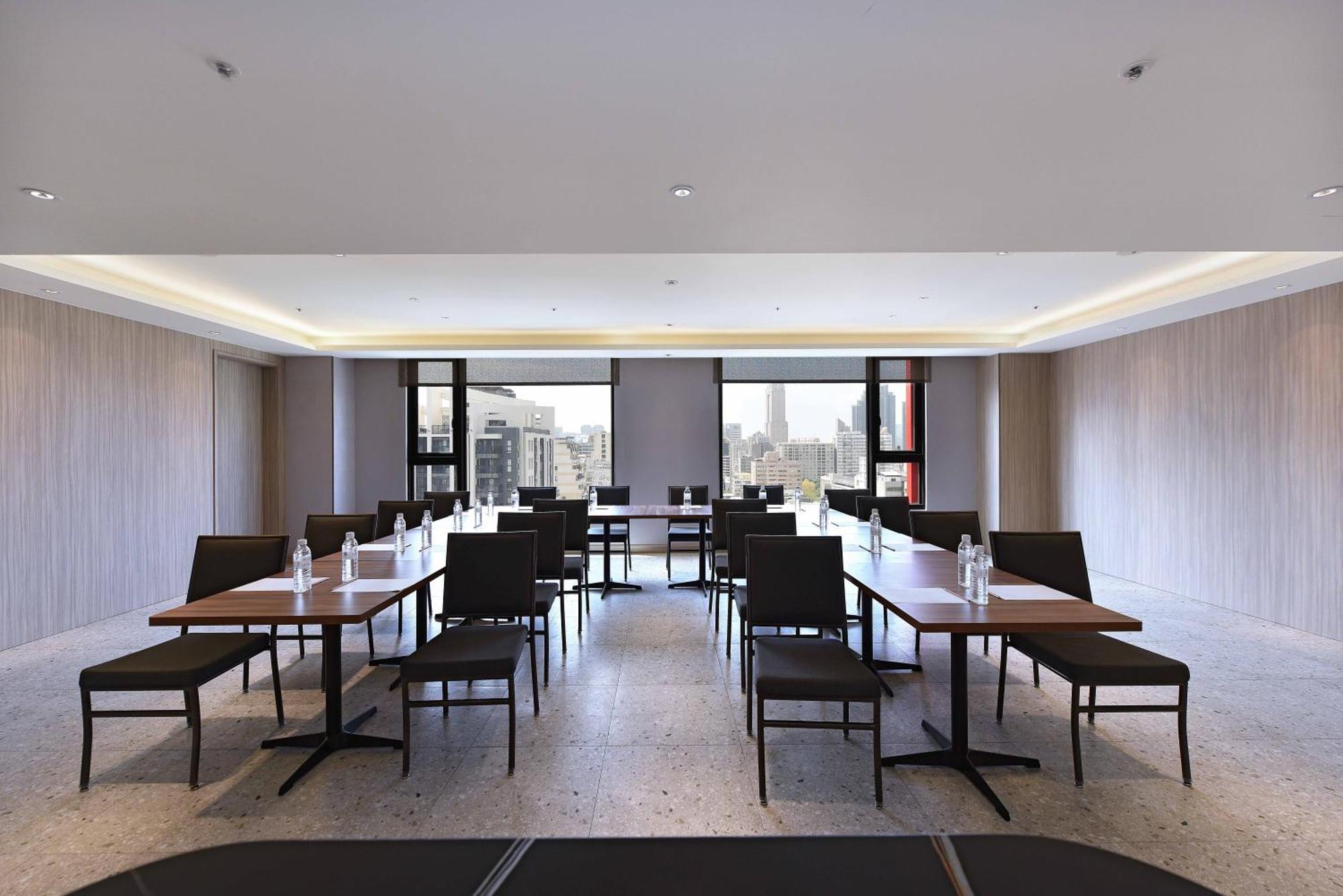Fullon Poshtel - Kaohsiung Hotel Luaran gambar